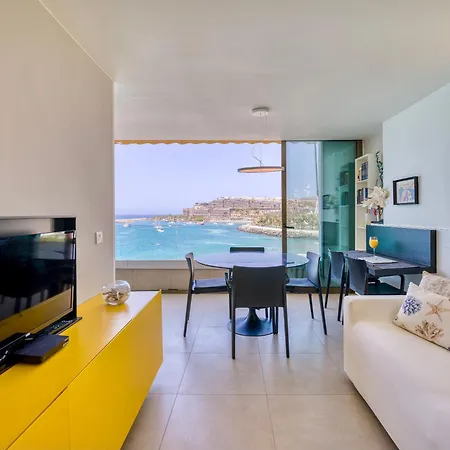 Ocean Views With Spectacular Sunsets شقة باتالاباكا